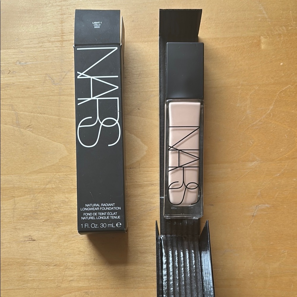 NARS Natural Radiant Longwear Foundation - Cream